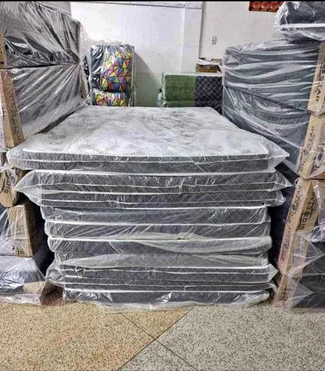 COLCHÃO CASAL ESPUMA D20 SUPER SALDÃO