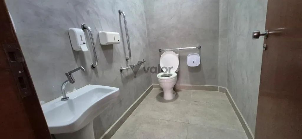 Casa à venda e para alugar em Campinas, Cambuí, com 5 quartos, com 167 m² - Foto 4
