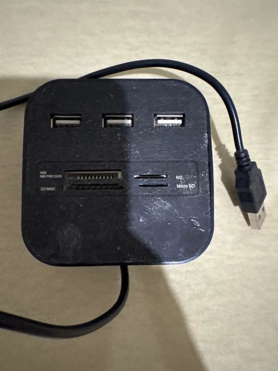 Hub USB com Leitor de Cartão SD/Micro SD