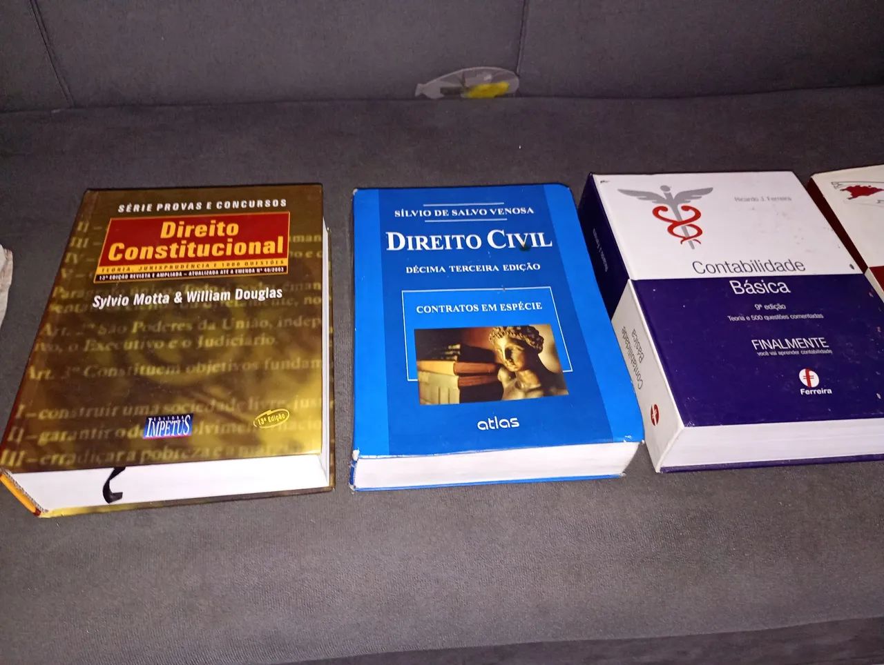 Livros de direito  - Foto 4