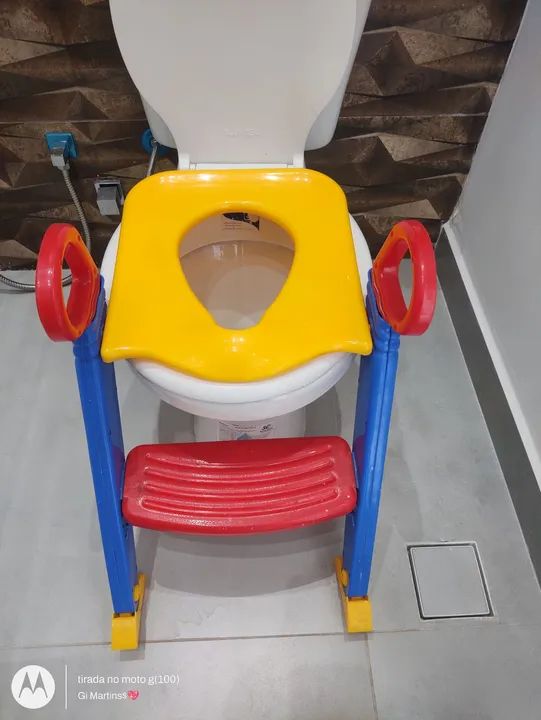 Assento de Vaso Sanitário Infantil com Degraus - usado com 1 brinde - Foto 5