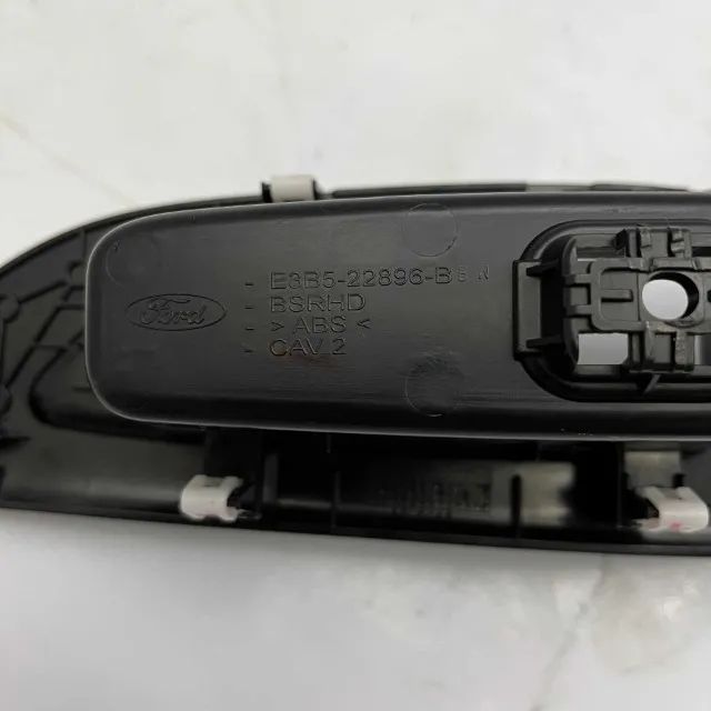 Moldura Dianteira Direita Botão Vidro Ford Ka 2015 2021 L E3b522896b - Foto 7