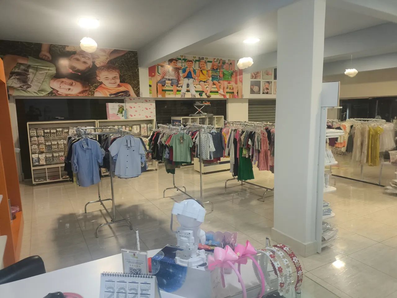 VENDO LOJA DE BEBÊ E ROUPAS NO JD AMÉRICA - Foto 9