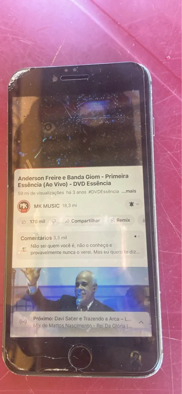 iPhone danificado - Assistir vídeos