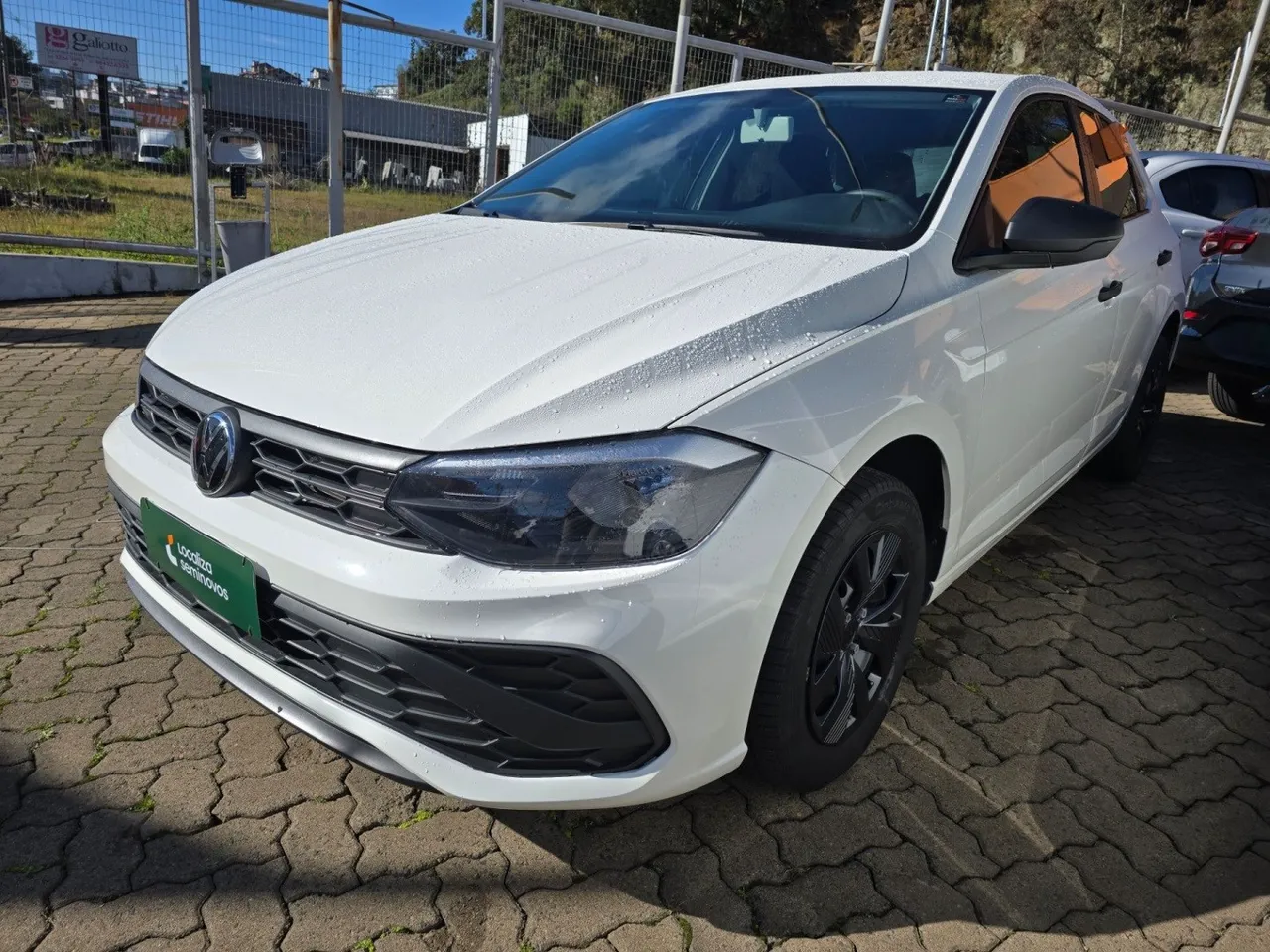 Volkswagen Polo 2023 1.0 mpi track manual