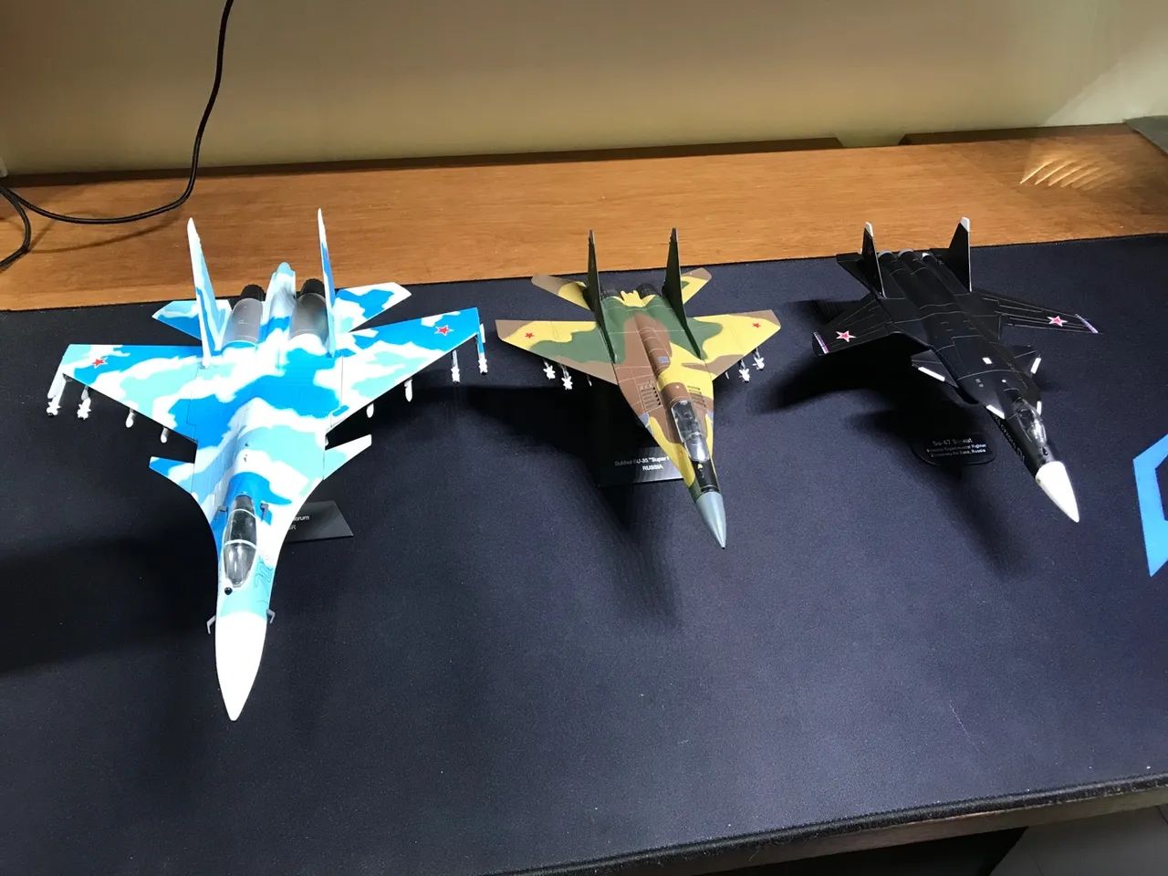 Miniaturas MIG-29 SU-35 SU-47 - Foto 2