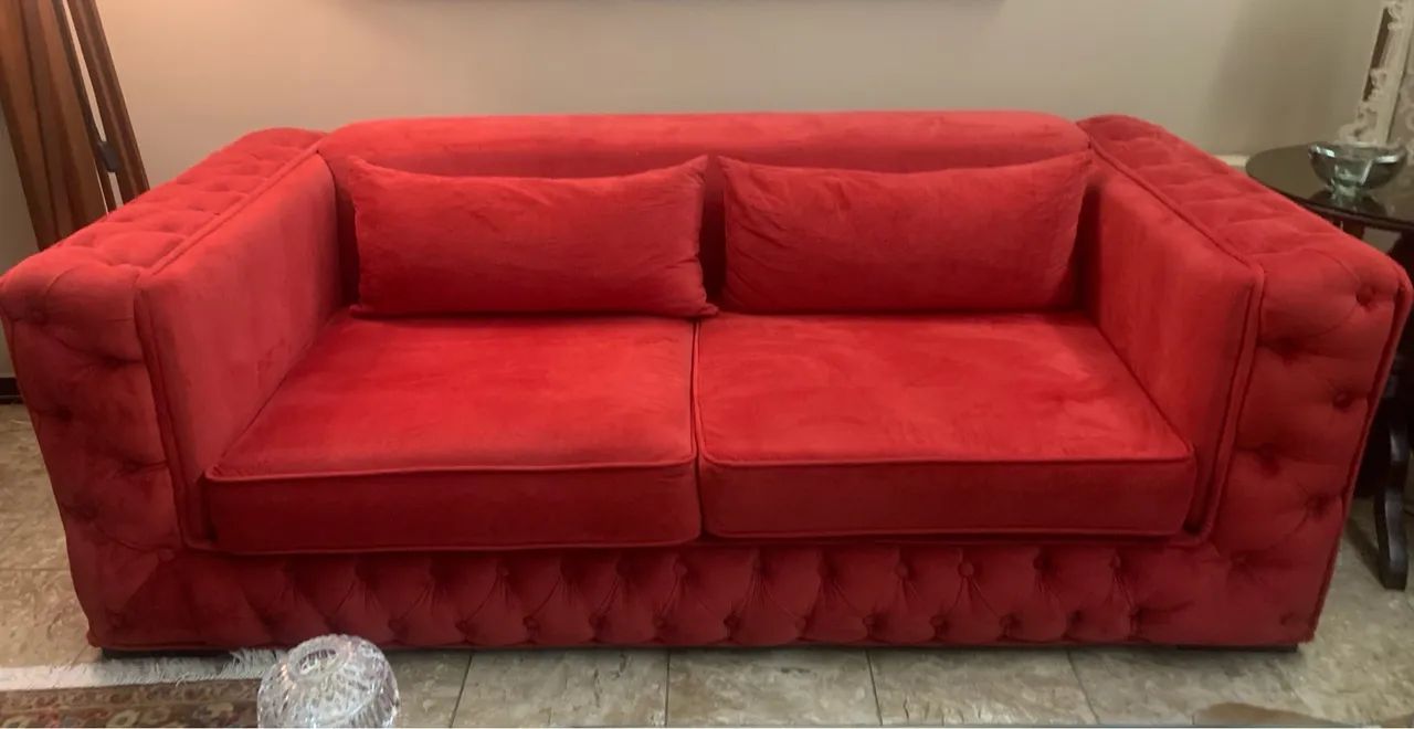 Sofa Chesterfield Classico em Suede Animale 2.10 (1.60 (Assento) X (Braços 0,25)SEMI-NOVO
