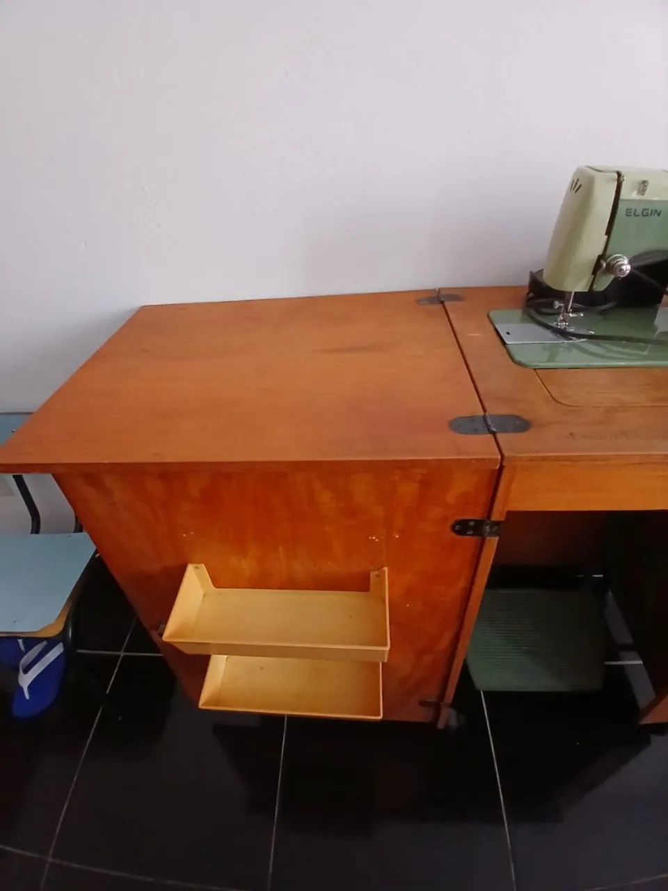 Máquina costura tem regular ponto  - Foto 2