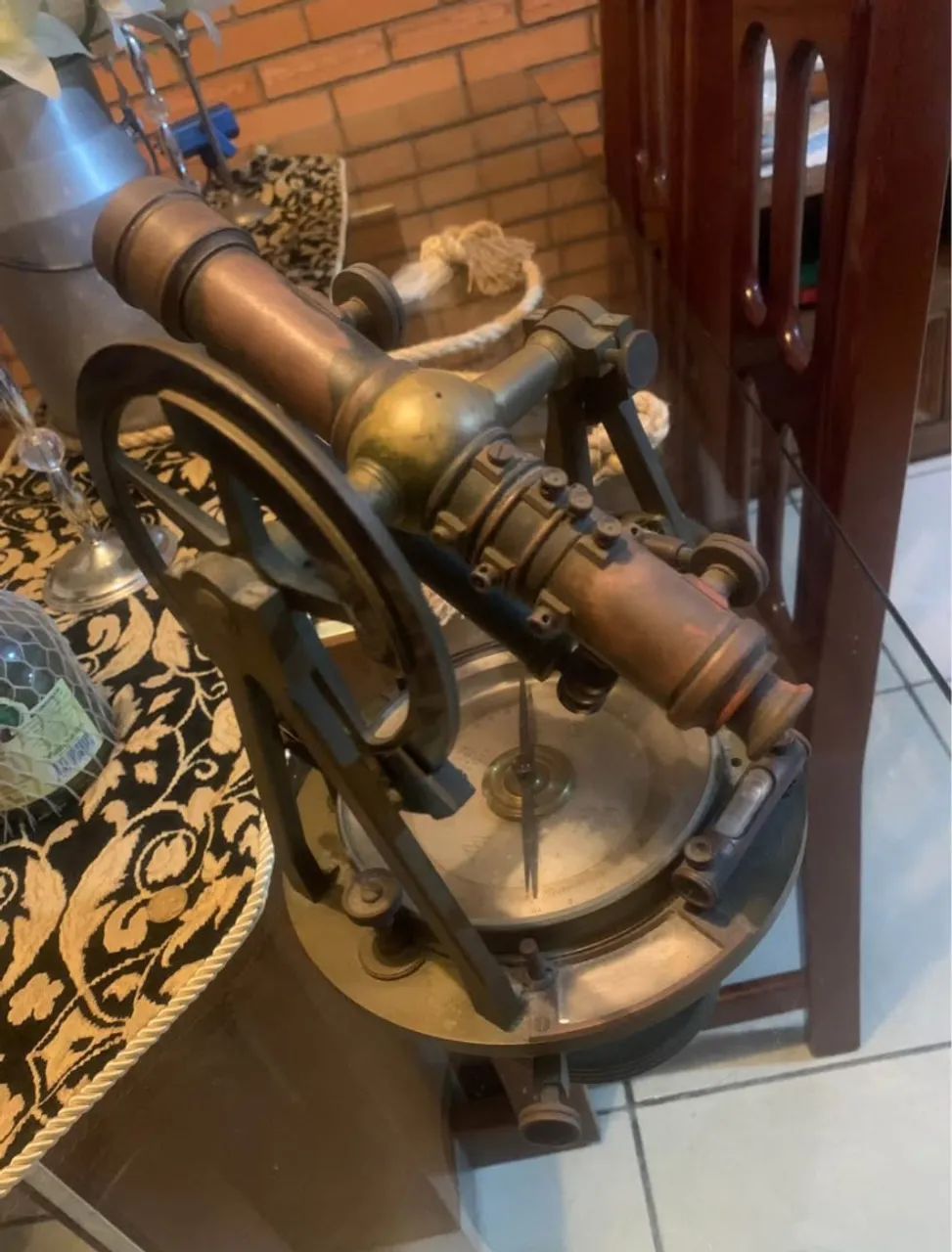 Leia descrição. Teodolito 64961576109186122