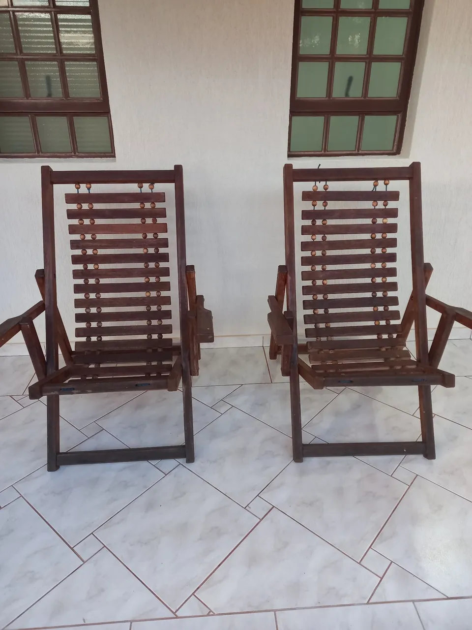 Par de Cadeiras Dobráveis de Madeira