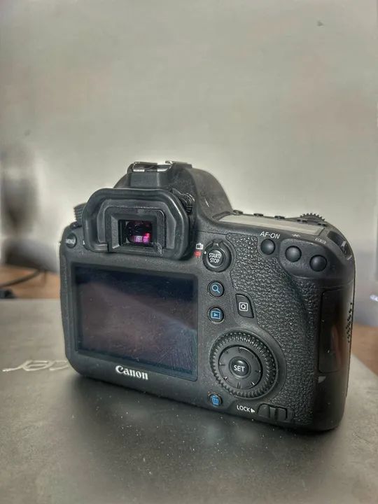 Câmera Canon EOS 6D DSLR - Foto 3