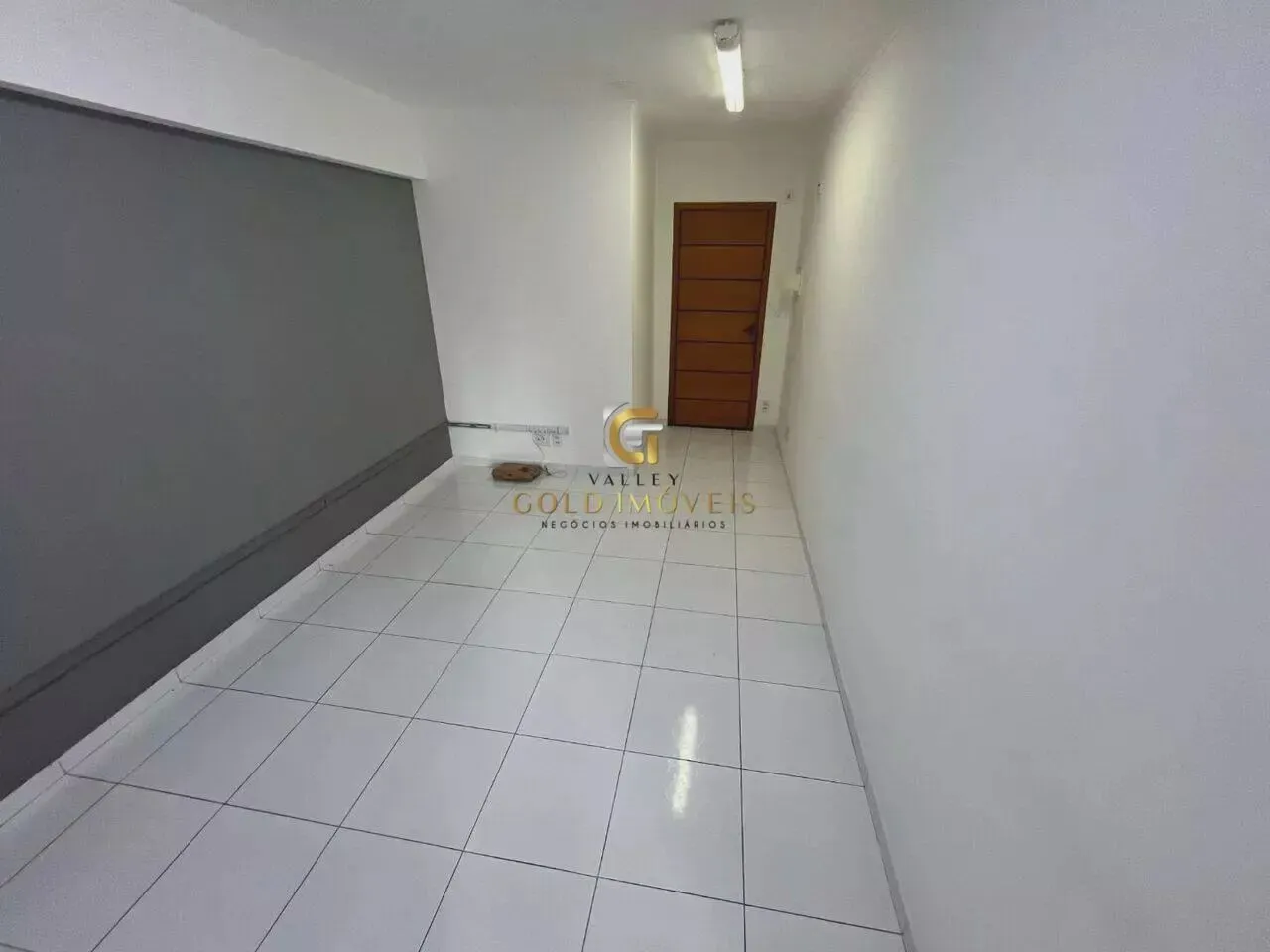VENHA CONHECER - SALA COMERCIAL PARA ALUGAR - CENTRO DE SJC - 44M² - 1 VAGA