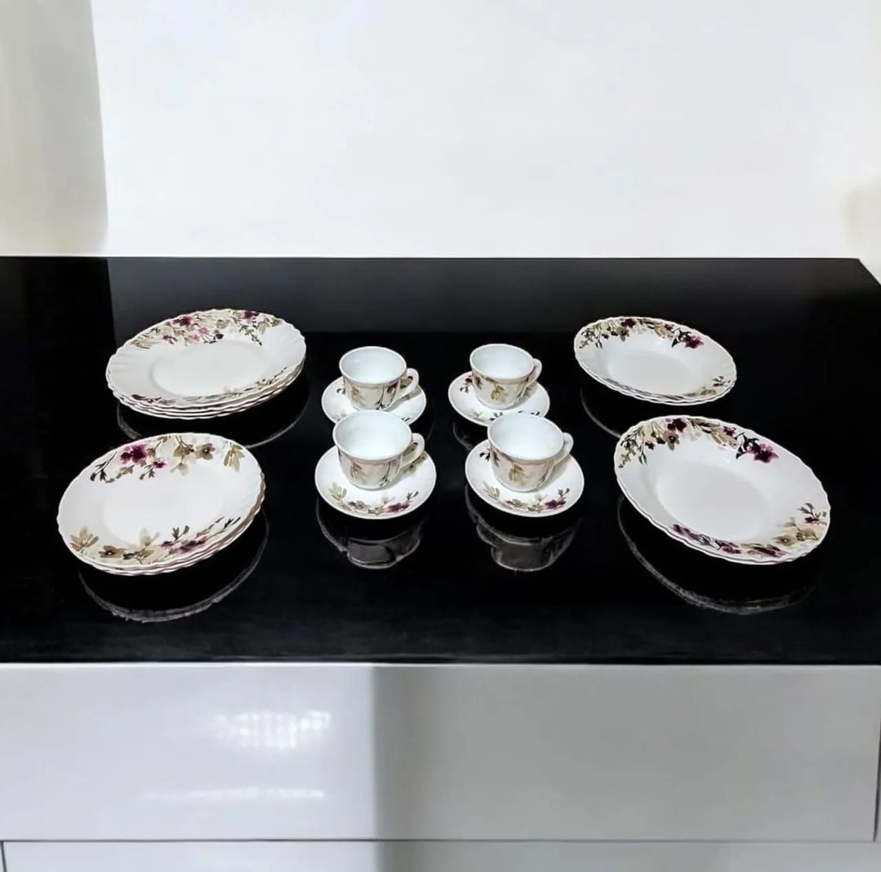 Jogo de Jantar em Porcelanato de 20 peças R$224,99 - Foto 2