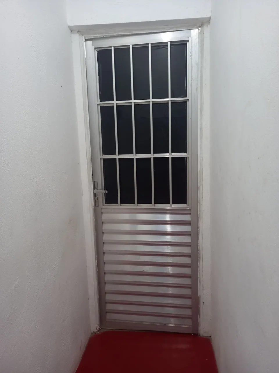 KITINETE COM MÓVEIS