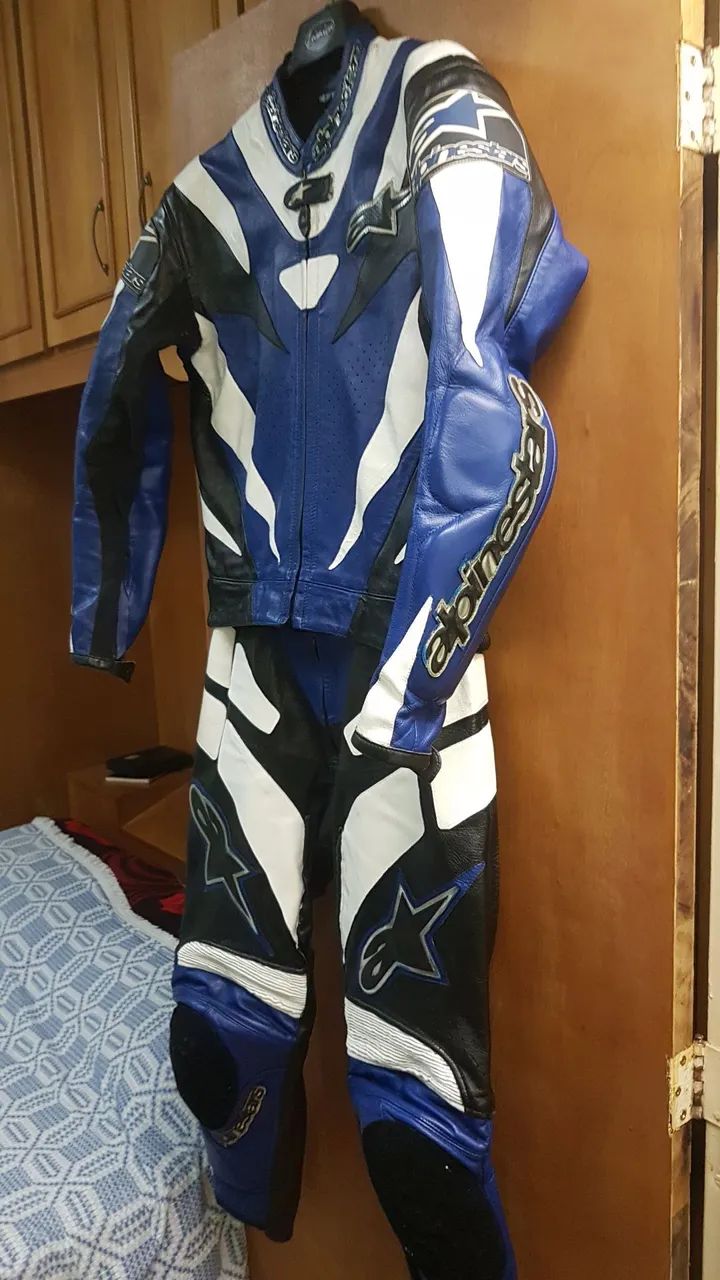 Macacão de couro legítimo para motociclistas de alta qualidade e performance  - Foto 3