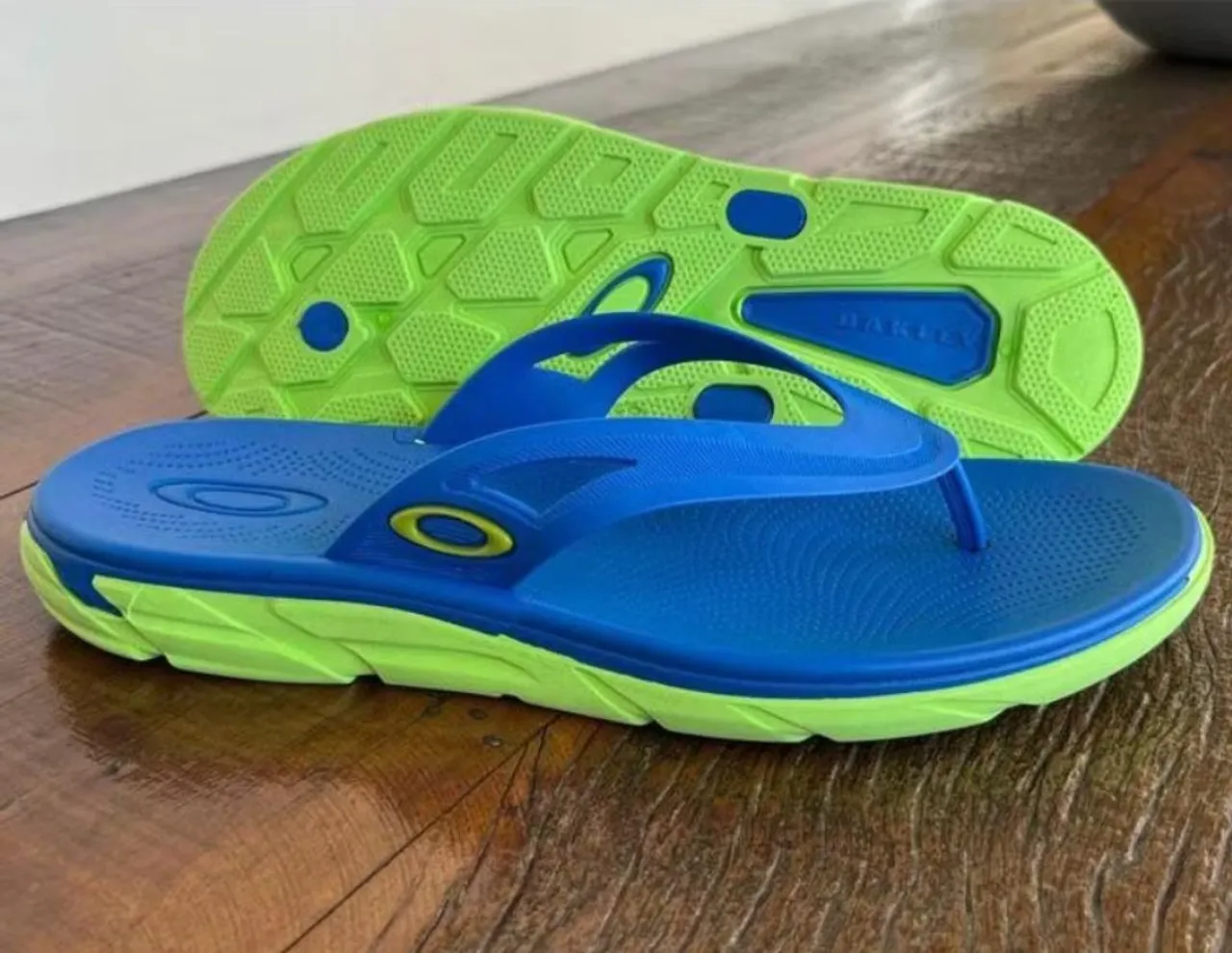 Chinelo Oakley Havaianas Masculino