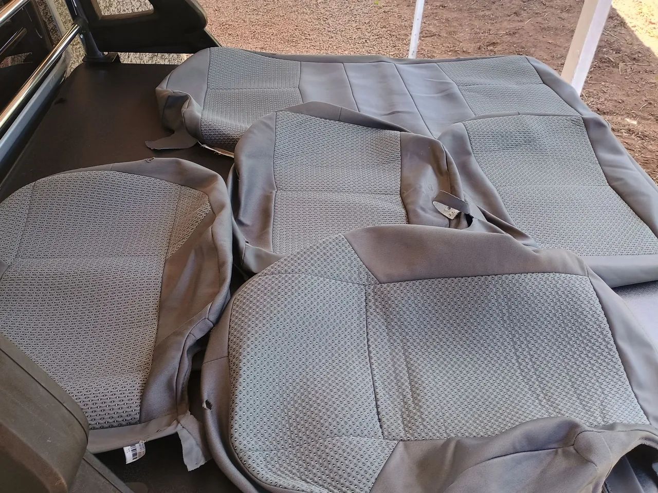 Capas de Assento original Ford Ranger 2012 - Foto 2