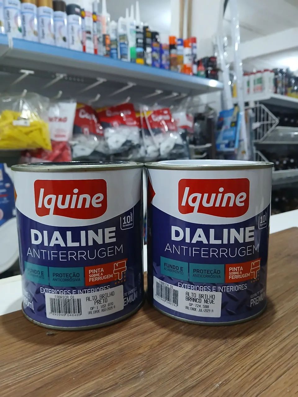 Esmalte Diálise Antiferrugem 900ml Branco e  Preto Iquine