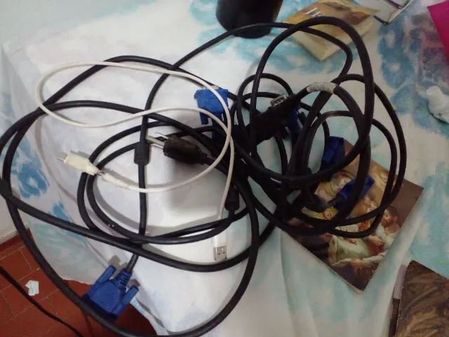 Cabos para computadores e celular  - Foto 3