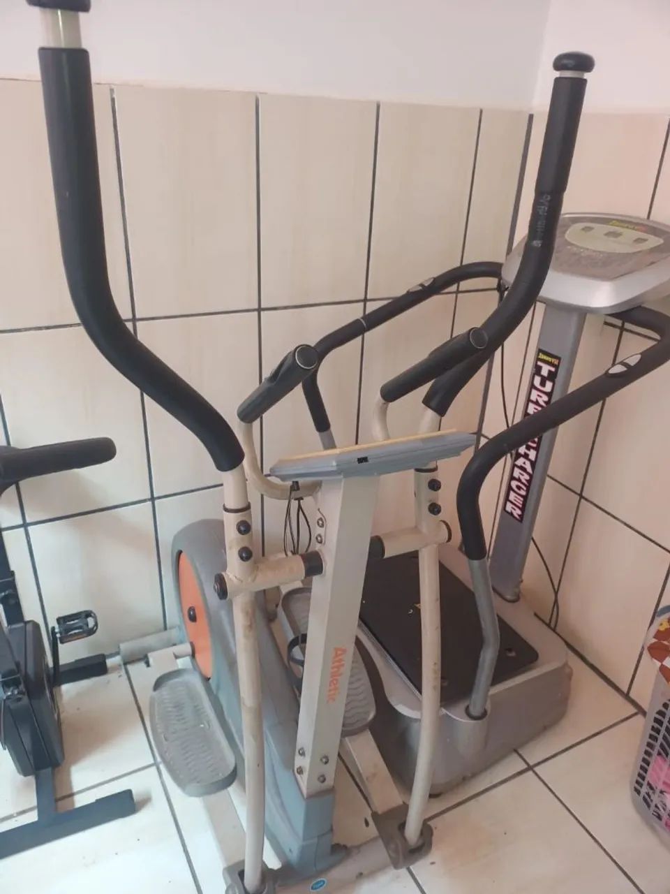 Equipamentos para academia 64293893074690124