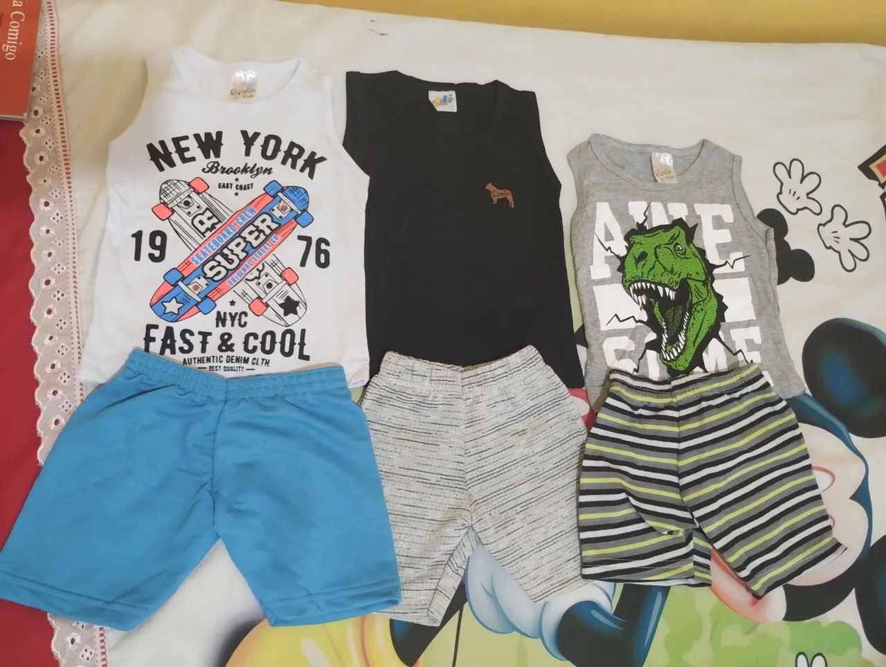 Conjunto de roupas infantis - Verão