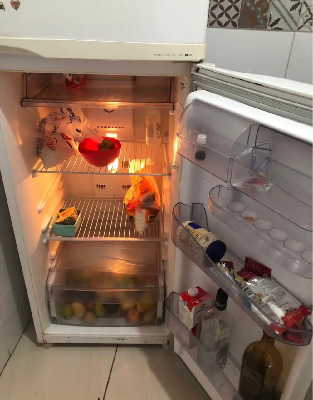 Geladeira (não gela em baixo) 64739932905475121