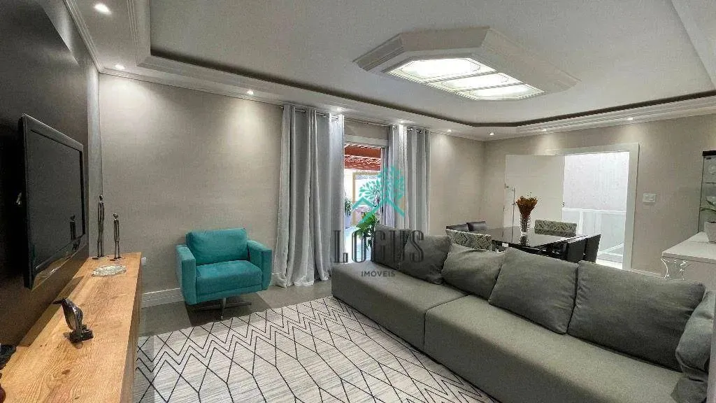 Casa com 4 dormitórios à venda, 450 m² por R$ 930.000,00 - Canhema - Diadema/SP