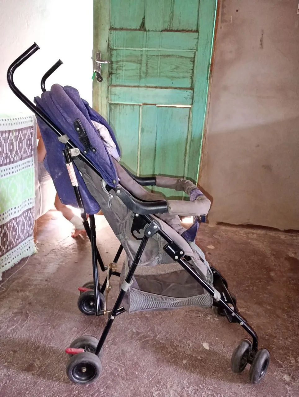 Carrinho de Bebê Dobrável