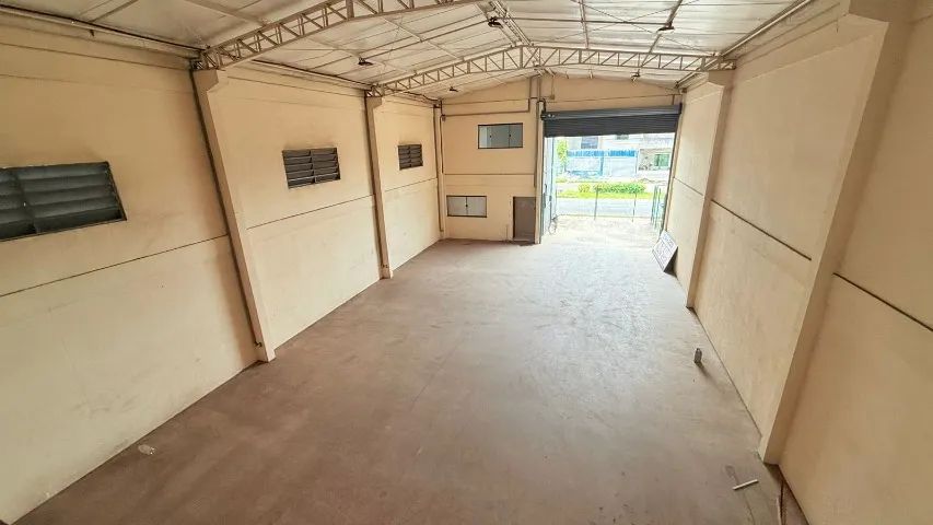 Galpão com 250m - Localizado na Rua Santa Fé (Icuí Guajára) - Foto 3