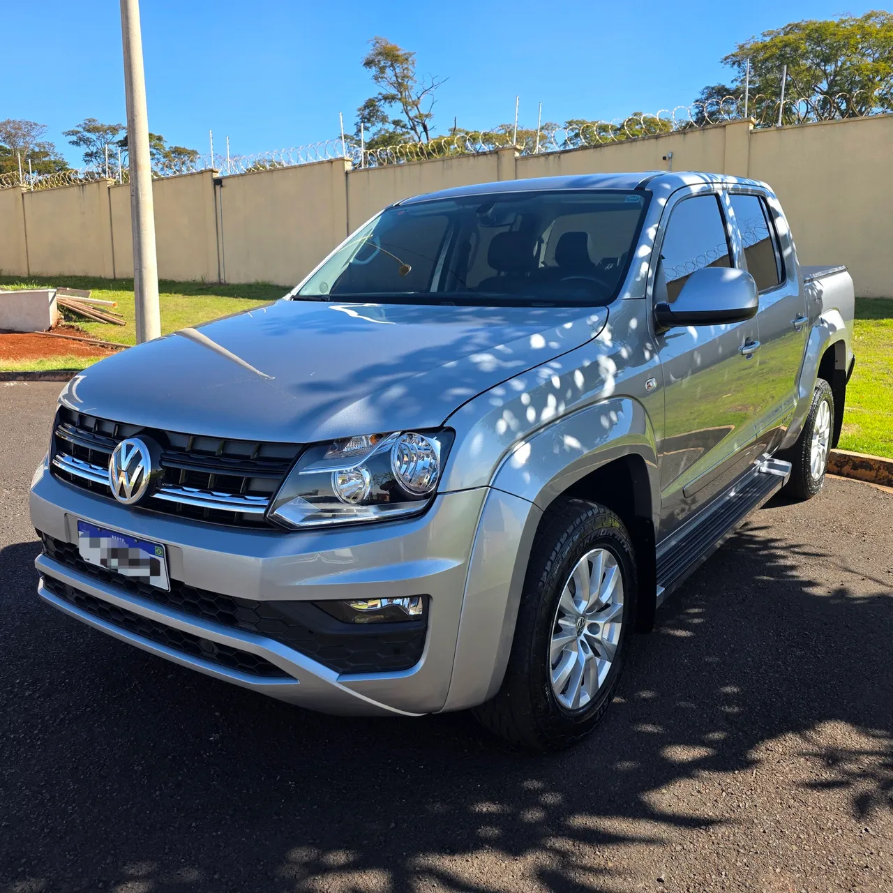 Amarok 42.500km (Como zera)