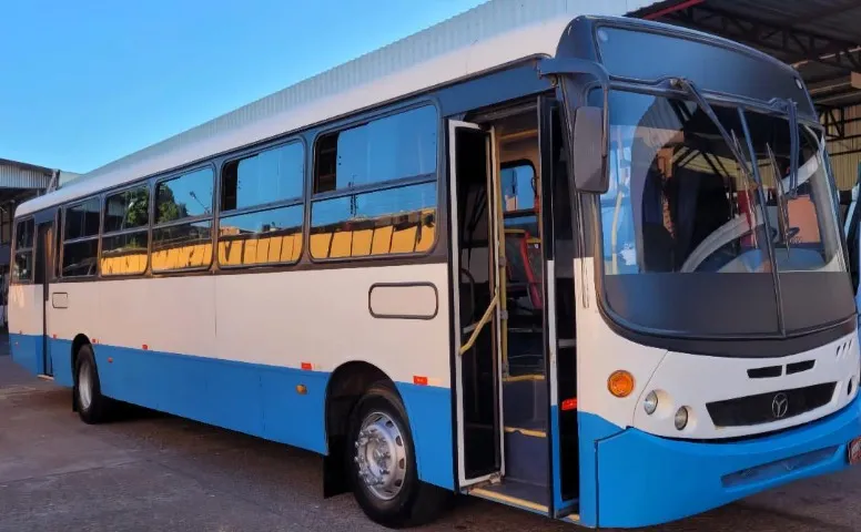 Ônibus MBenz 1722, 2008, Svelto 56 lug, 2 P, s/elev. R$ consultar 5199706.9988 c/Airton