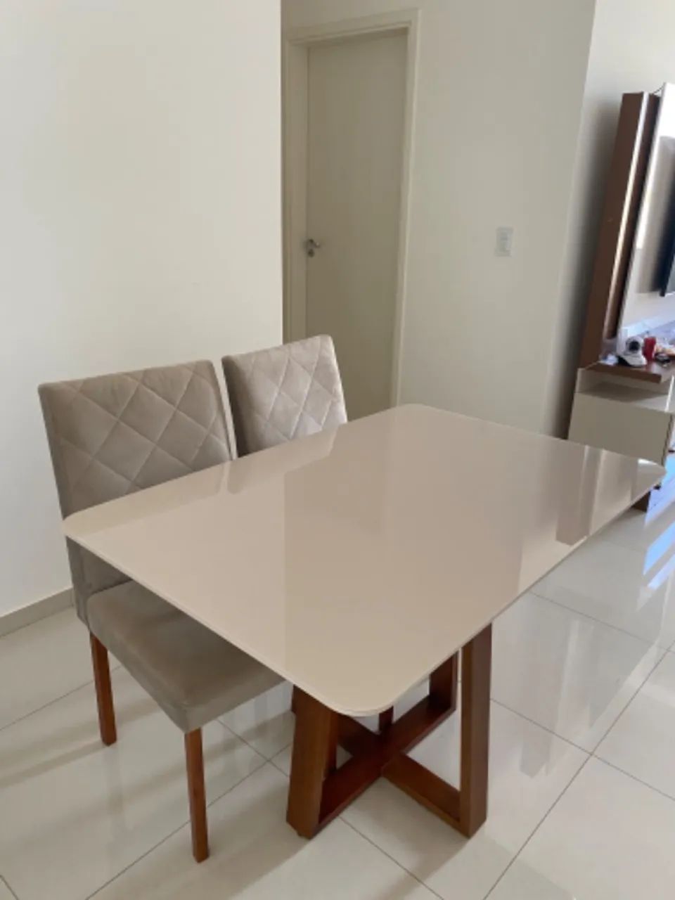 Mesa de Jantar - 4 lugares - Foto 2
