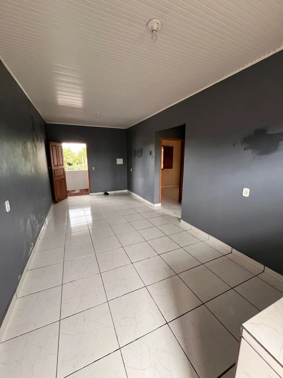 Aluga-se Apartamento
