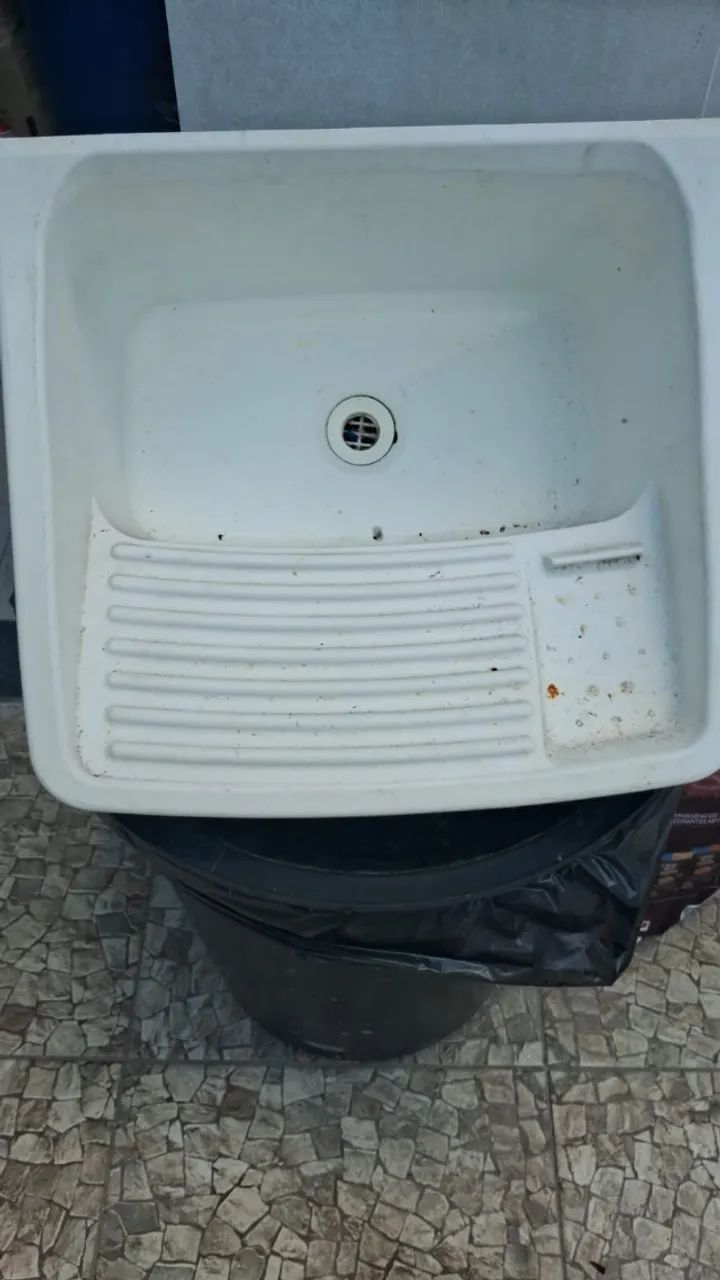 Tanque de plástico