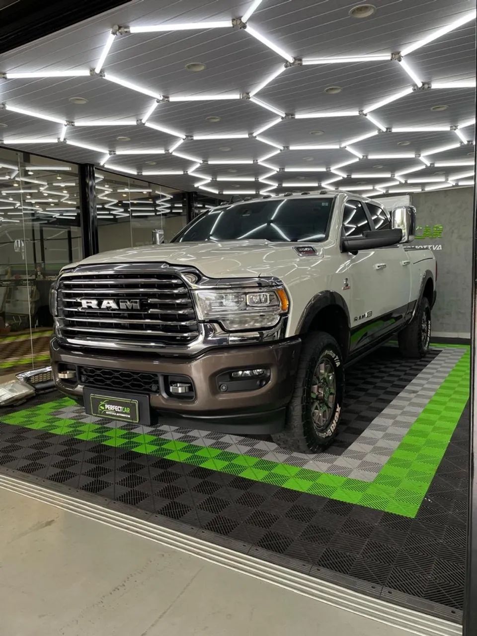 RAM 3500 LONGHORN 22/22 - Foto 2
