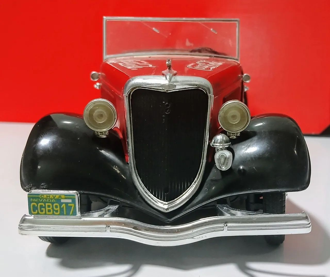 コカコーラ　Coca-Cola  ダイキャスト　フォード Ｖ８　SOLIDO製 Miniatura 1/19 Ford V8 Coca-Cola - Hobbies e coleções - Pechincha