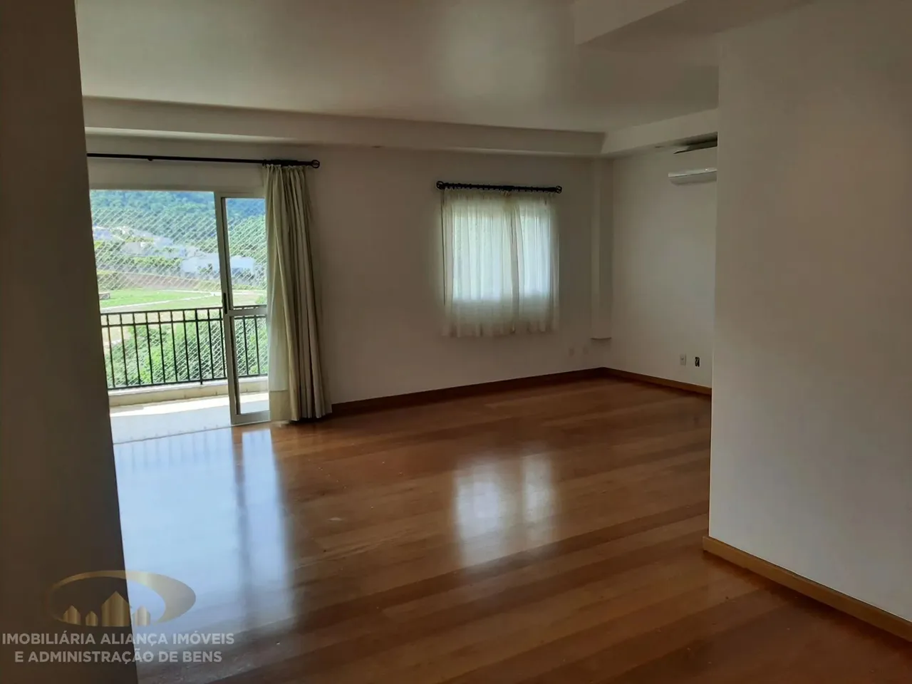 Parque Tamboré - Apartamento Condomínio Parque Tamboré