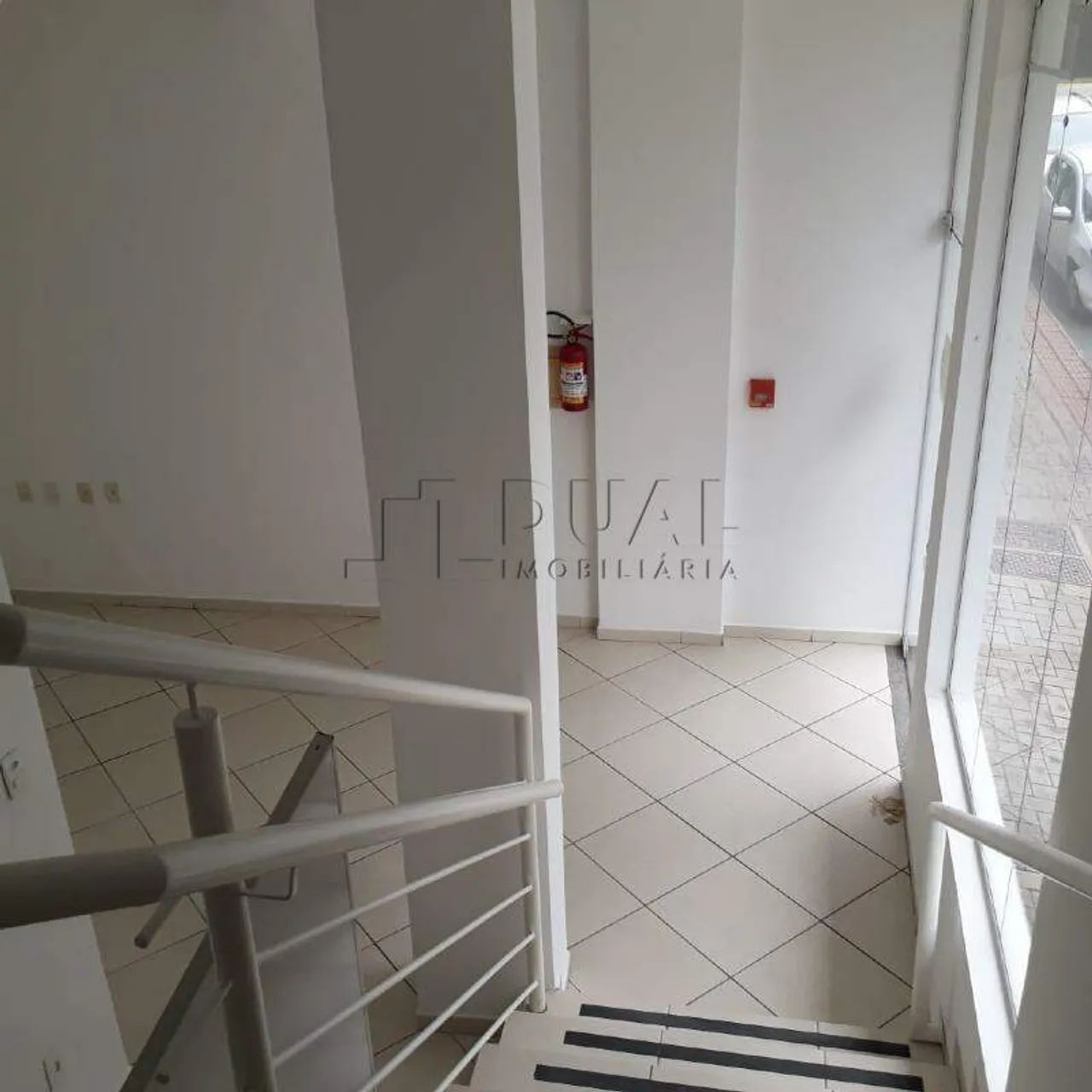 Sala Comercial com mezanino com 55,98m² no Centro de Jaraguá do Sul - Foto 2