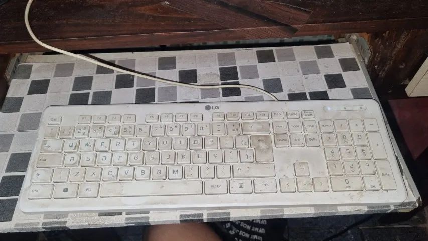 All in one LG 22 polegadas LG 22v280 - Foto 3