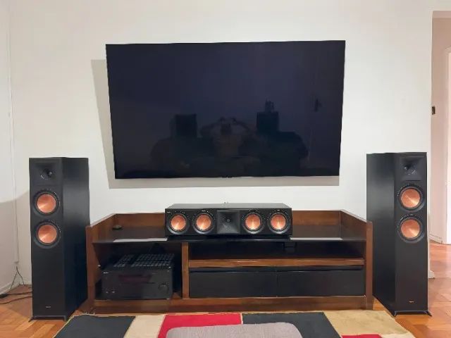 Trio frontal Klipsch Reference Premiere Torre RP-6000F Ebony e Central RP-504C II