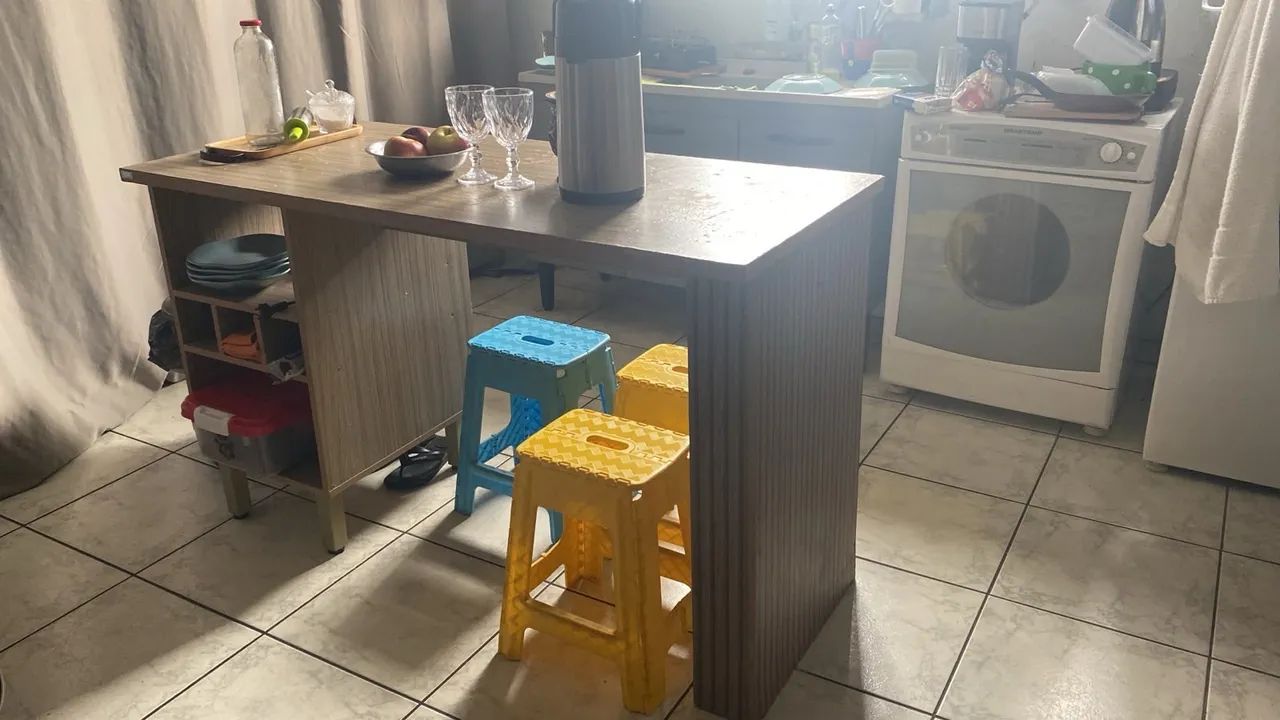 Bancada de cozinha ou sala 