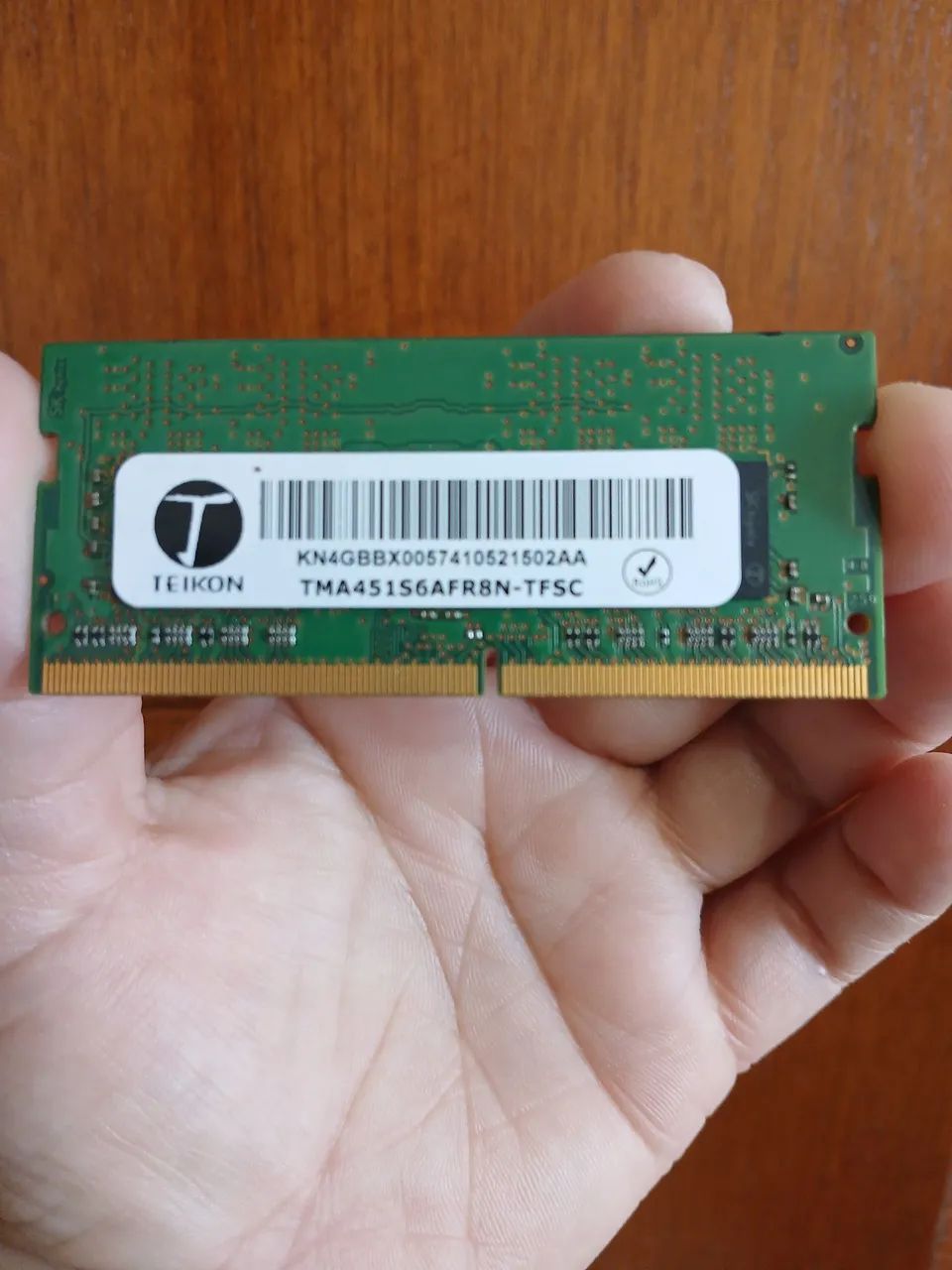 memória RAM Teikon de 4 GB DDR4 para notebook