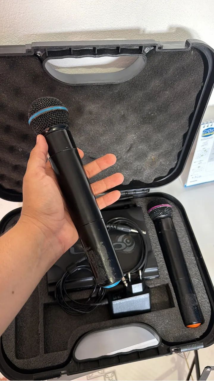 Com tô de microfone com fio + sem fio  - Foto 4