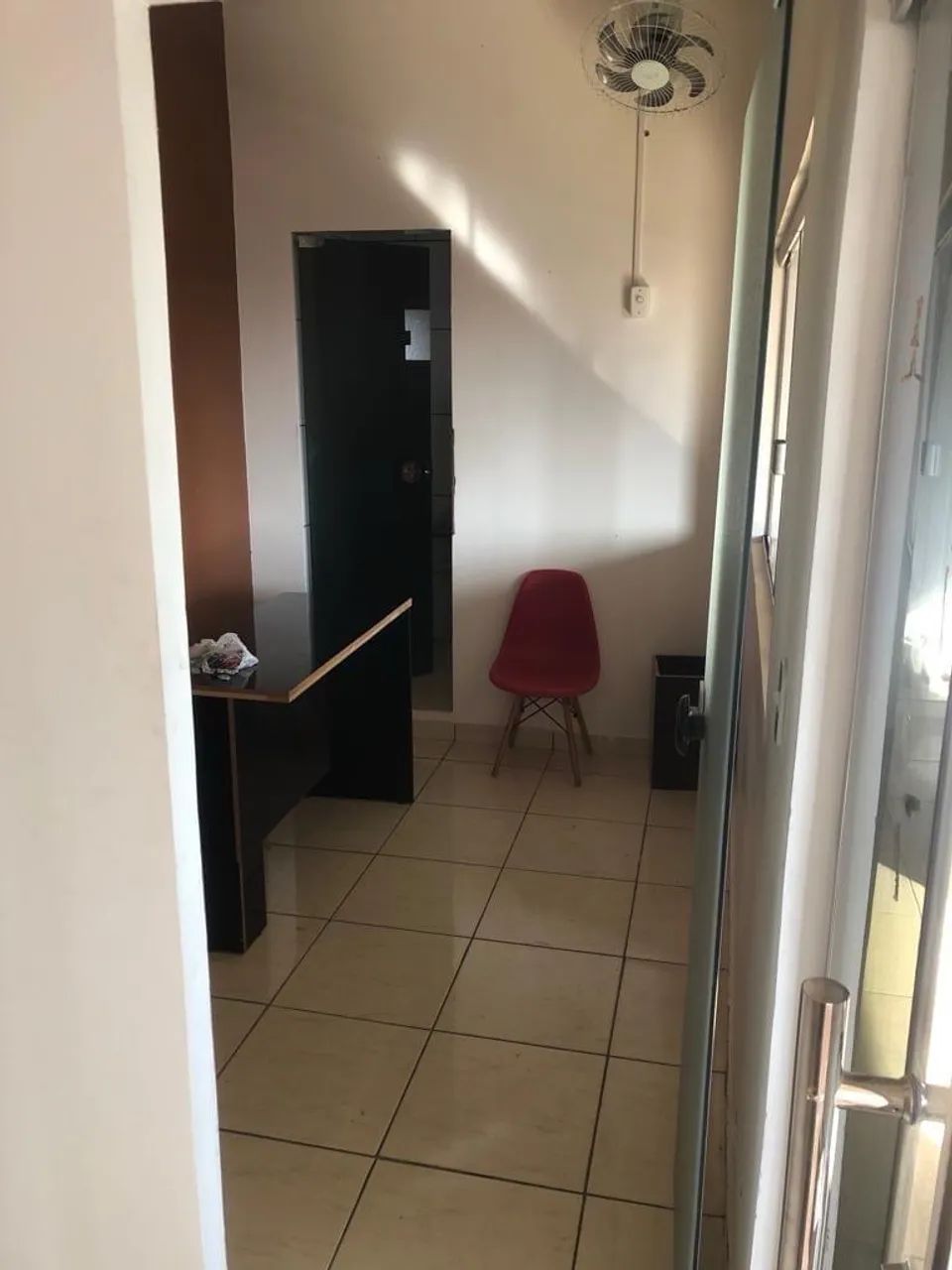 Alugo loja comercial, piso superior  - Foto 2