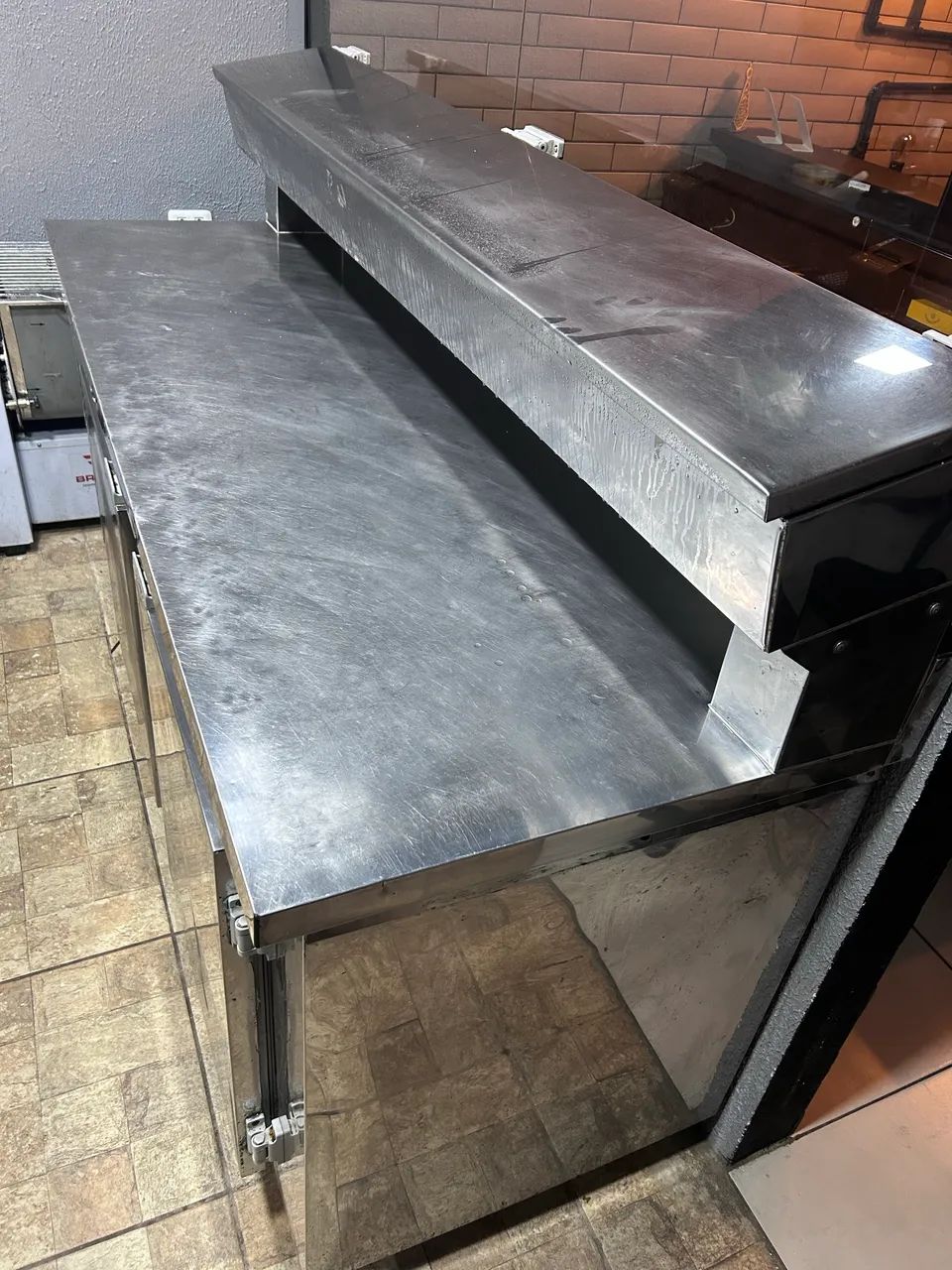  BALCAO FRILUX DE SERVICO CONDIMENTADOR 1.90 220V  - Foto 6