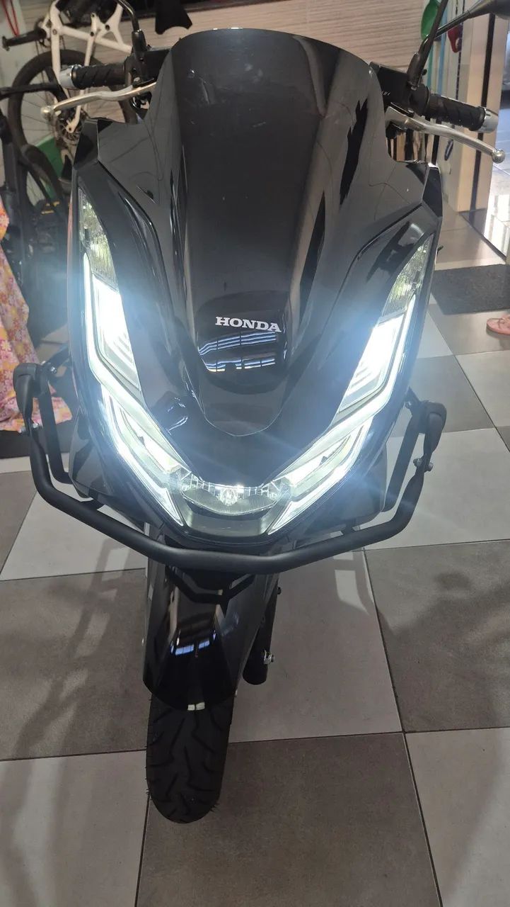 PCX DLX ABS  - Foto 3