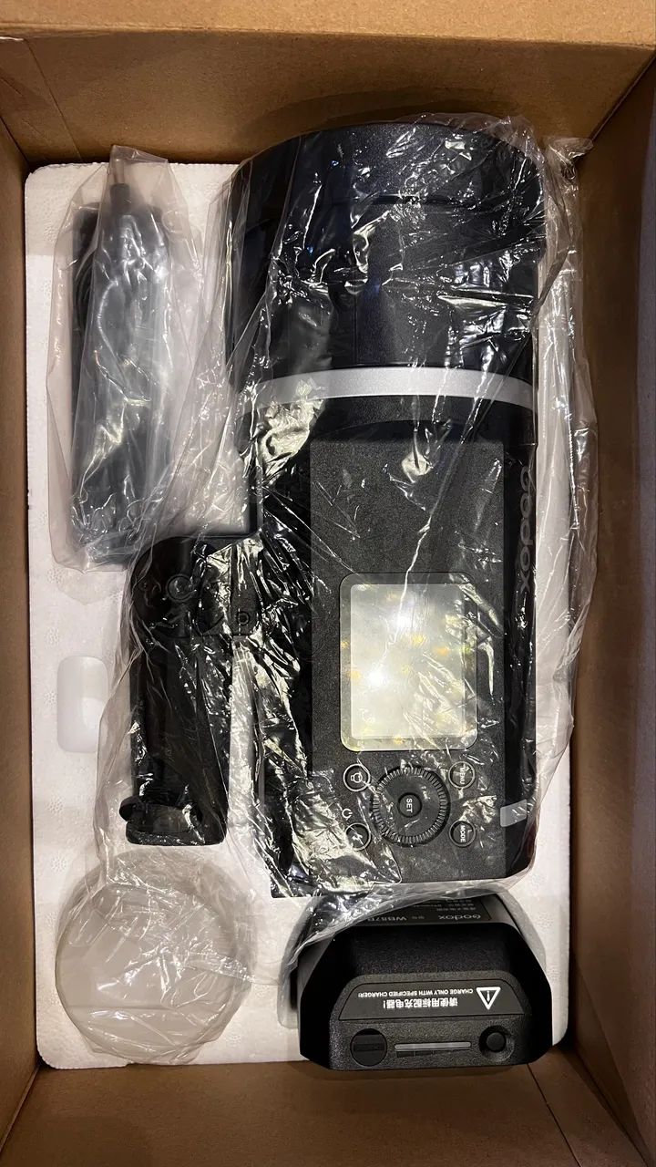 Flash Godox AD600BM II - Novo, Lacrado, 600Ws - Foto 2