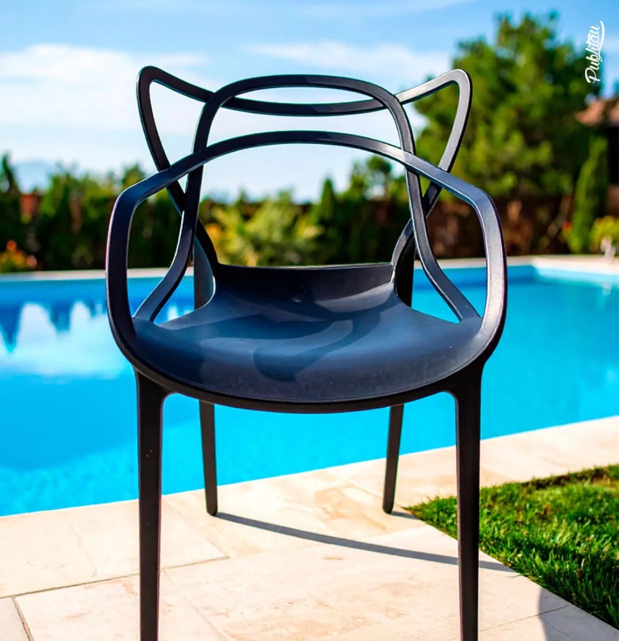 Cadeiras e Mesas Plásticas  - Foto 4