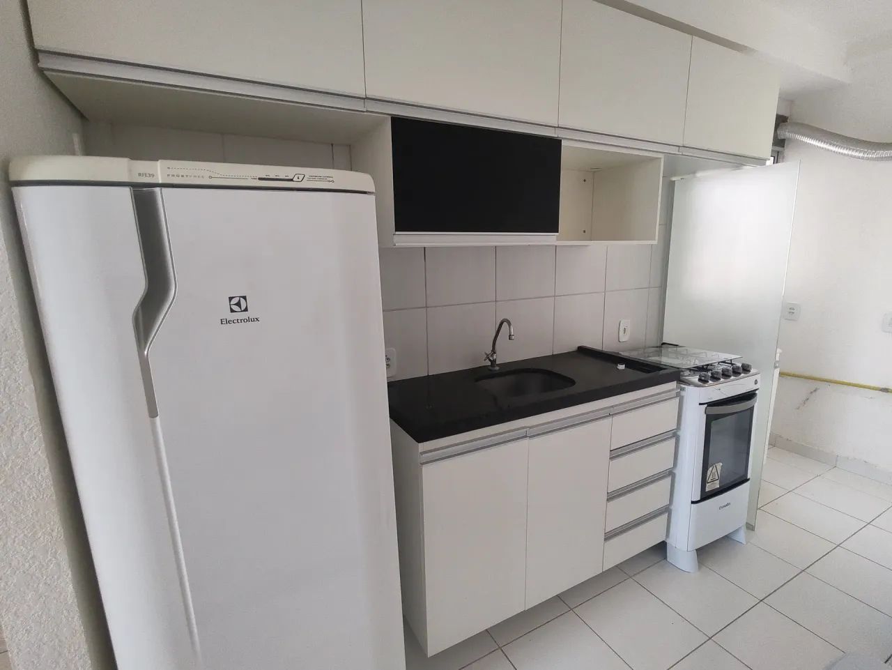 Venda de apartamento mobiliado com 02 quartos em Candeias! - Foto 4