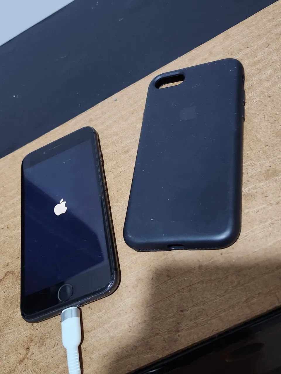 iPhone 8 64GB Funcionando | Defeito na Câmera Traseira